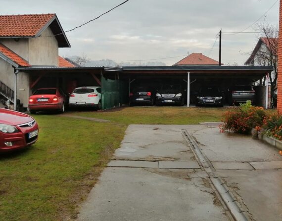 Parking Aerodrom Tuzla